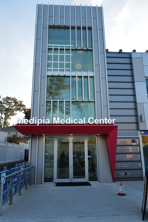 Medipia Medical Center exterior facade.